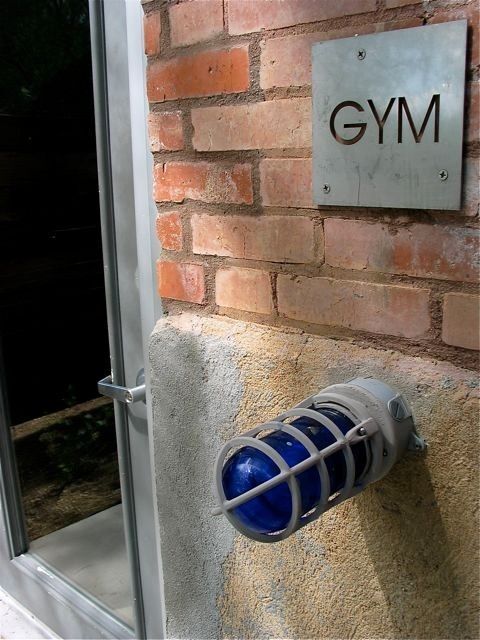 Building Photo - 1001 E 17th St