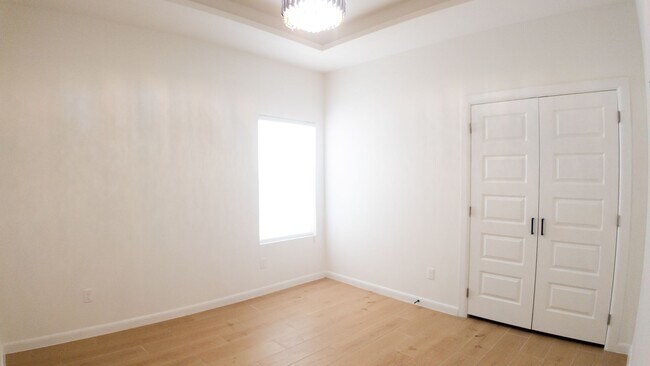 Building Photo - 612 Moar Dr