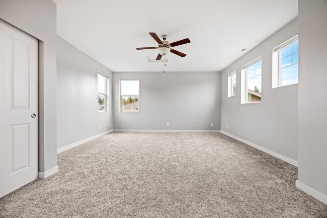 Building Photo - 19222 143rd St E