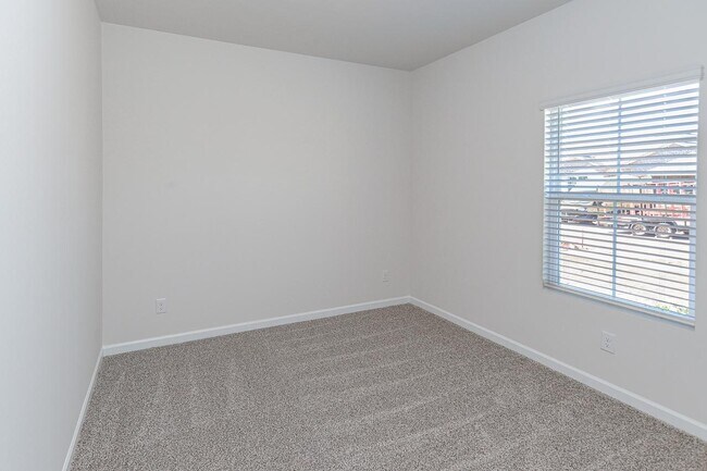 Building Photo - 103 Betty Garrett Dr