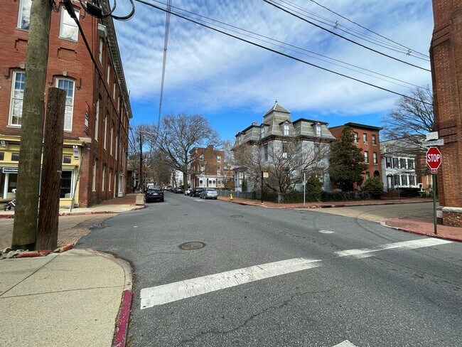 Building Photo - Small pets are welcome with an additional deposit and monthly pet rent.