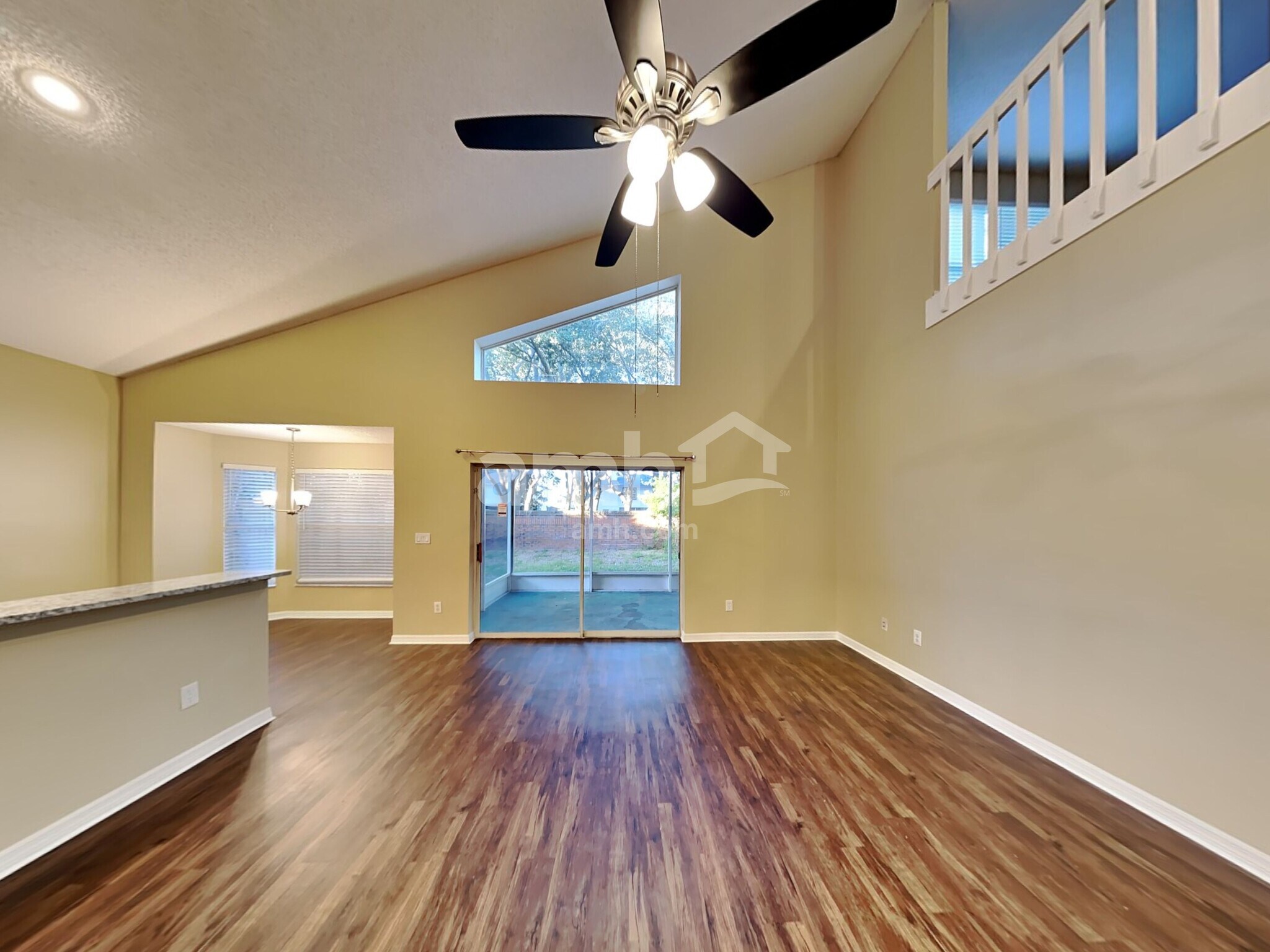Building Photo - 119 Lancer Oak Dr