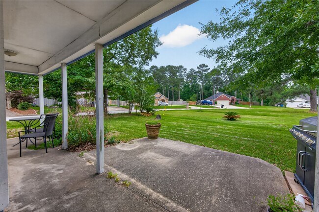 Building Photo - 12079 Maverick Dr