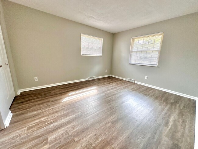 Building Photo - 4532 Timberwilde Dr