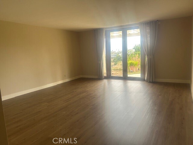 Building Photo - 14676 Deervale Pl