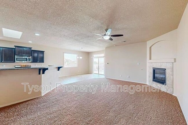 Building Photo - 2621 Cerro Chafo Rd SE