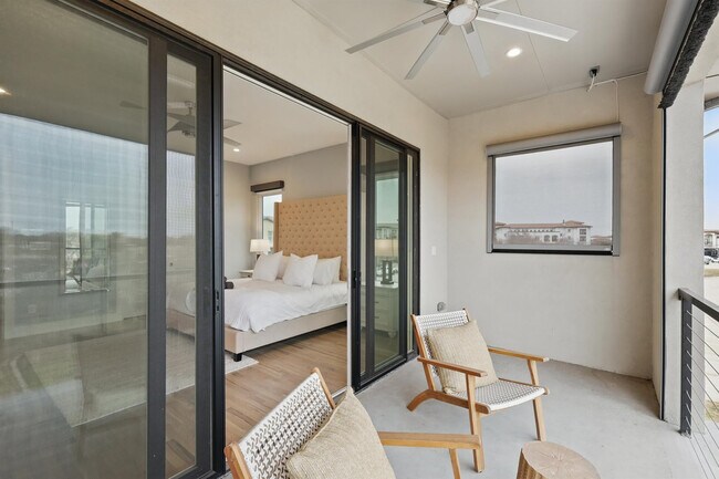 Building Photo - 428 Highwoods Trl