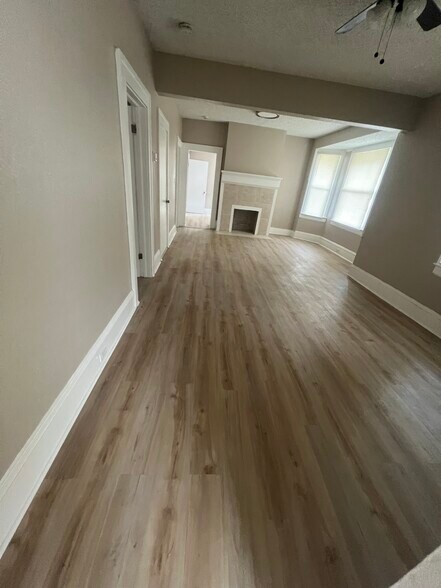 Building Photo - 617 Ivy St