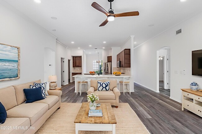 Building Photo - 737 Hazelmoor Ln