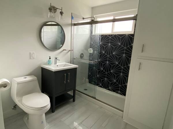 Primary Photo - 990 63rd St