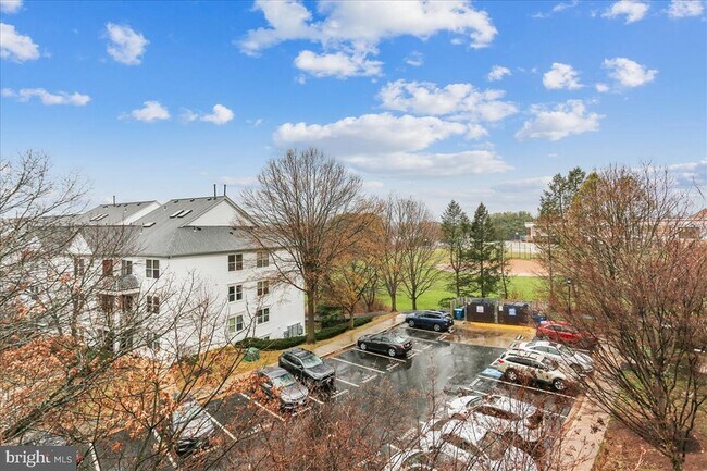 Building Photo - 12901 Churchill Ridge Cir