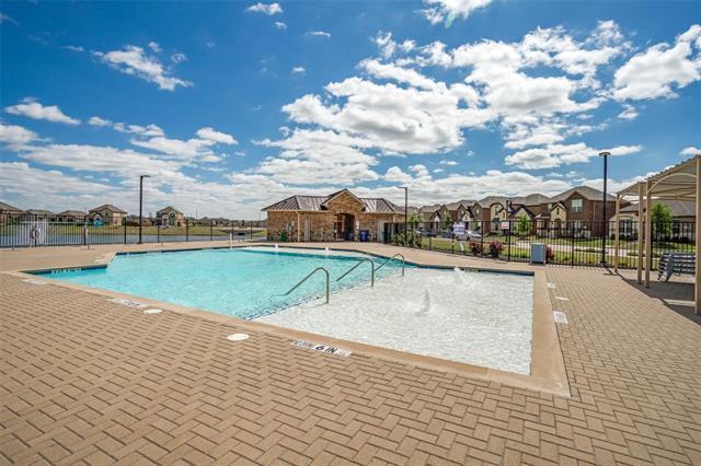 Building Photo - 2621 Franklin Dr