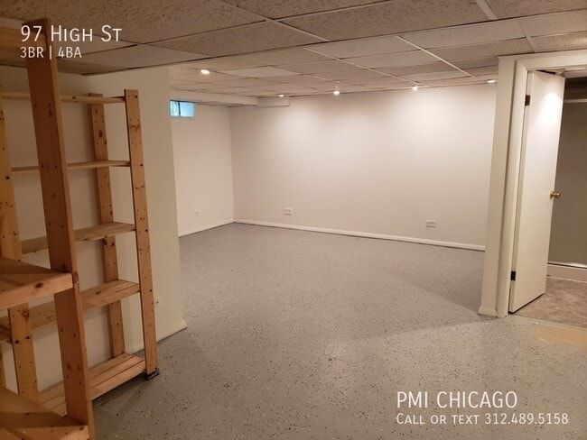 Building Photo - 97 High St