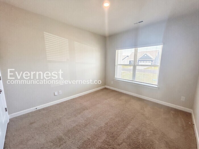 Building Photo - 2340 Valverde Wy