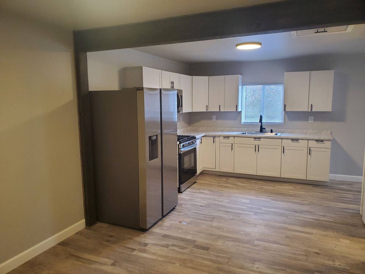 Building Photo - 1310 Adams Ave