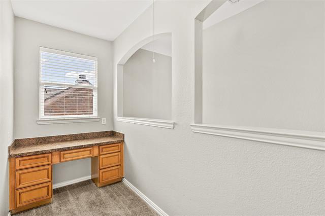 Building Photo - 15920 Alvarado Dr