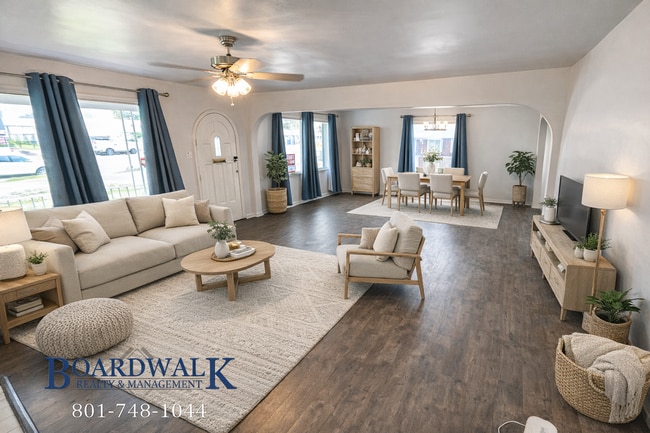 Building Photo - 1748 S Main St