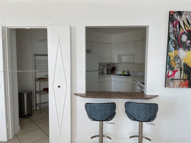 Building Photo - 5151 Collins Ave
