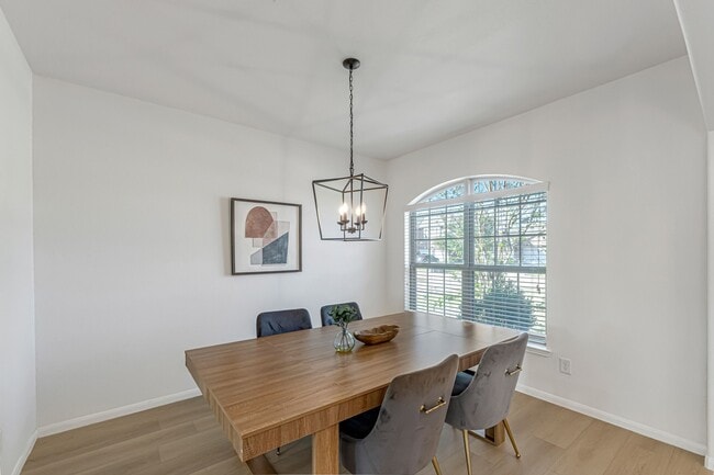 Building Photo - 23219 Campwood Terrace Ln