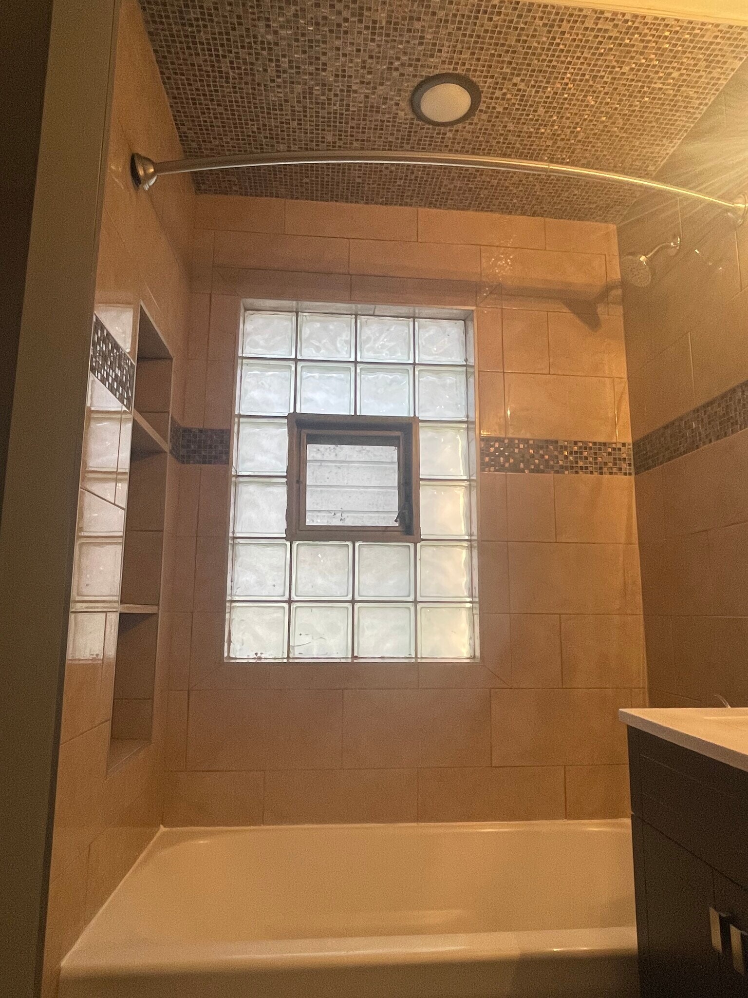 Building Photo - 7321 S Artesian Ave