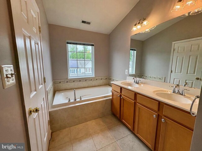 Building Photo - 4719 Witchhazel Way