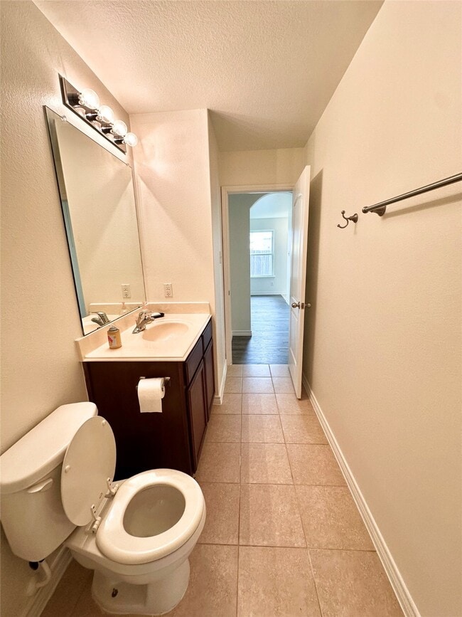 Building Photo - 11203 Hall Ridge Ct