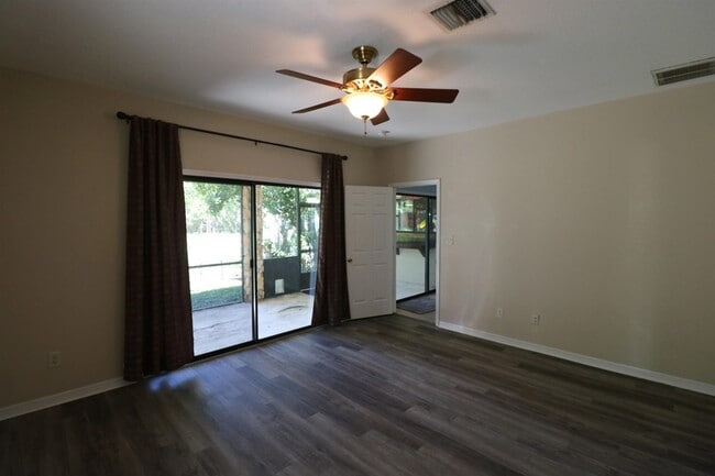 Building Photo - 5861 Datil Pepper Rd