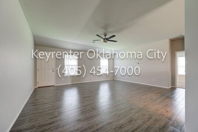 Building Photo - Modern Single Family Home in El Reno, OK!