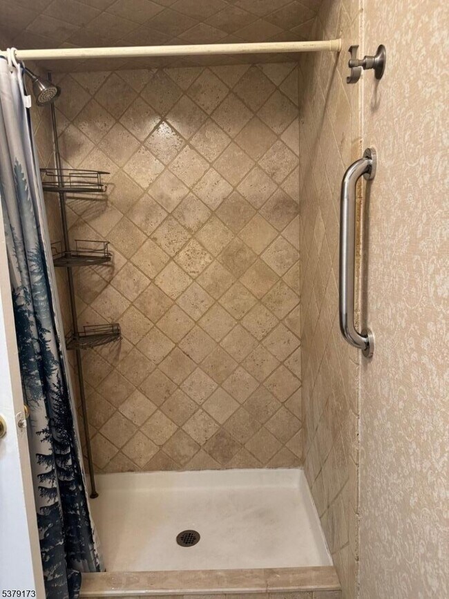 Building Photo - 349 Burdock Ct