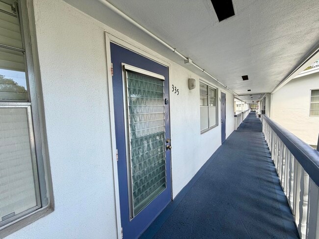 Building Photo - 335 Durham Cir