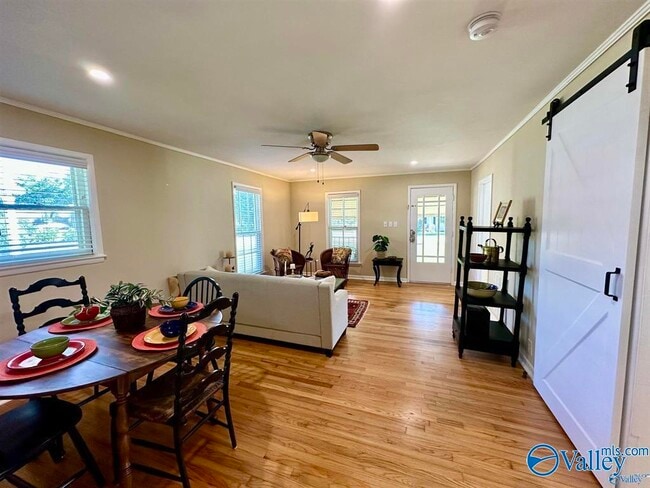 Building Photo - 1529 Mckinley Ave NE