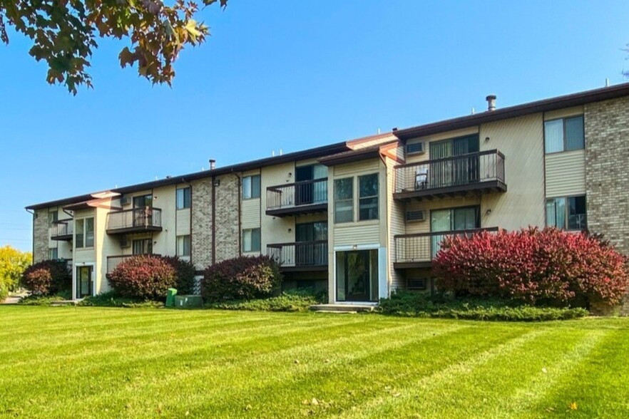 Primary Photo - Kaynorth & Stone Ridge Meadows Apartments