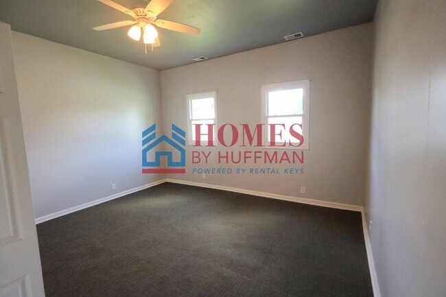 Building Photo - 1302 Cumberland Ave