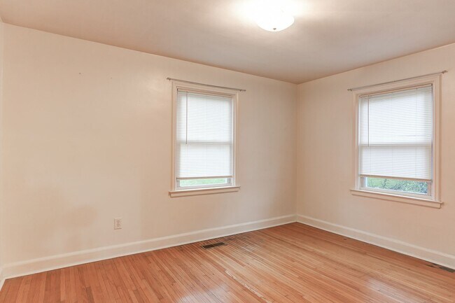 Building Photo - 2820 Cumberland Blvd