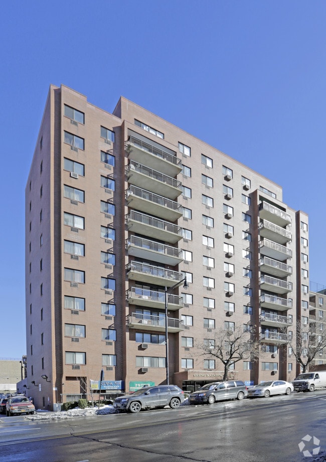 Building Photo - Sheng Rainbow Plaza