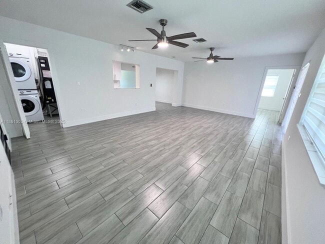 Building Photo - 7290 SW 34th Street Rd