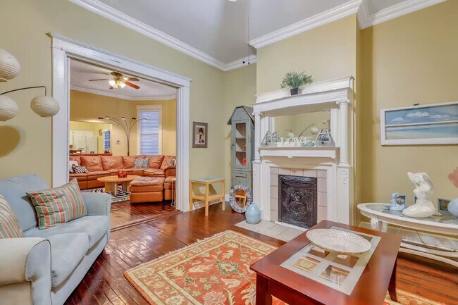 Building Photo - 524 E Duffy St