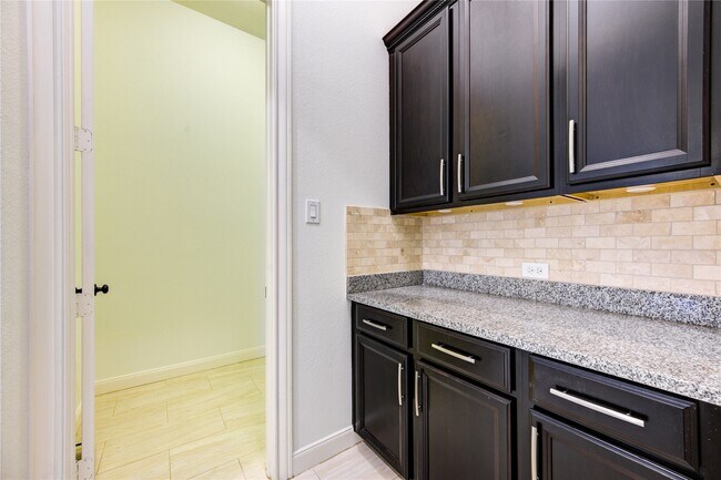 Building Photo - 25642 Luna Vis Ln