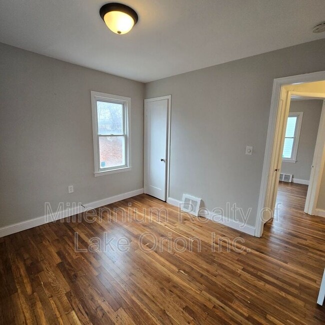 Building Photo - 353 South Blvd W