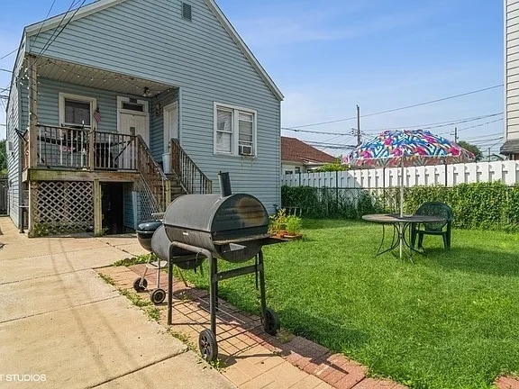 Building Photo - 331 North Rd