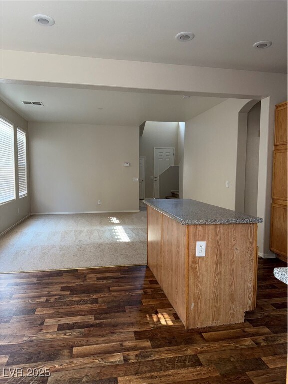 Building Photo - 10252 Jersey Shore Ave