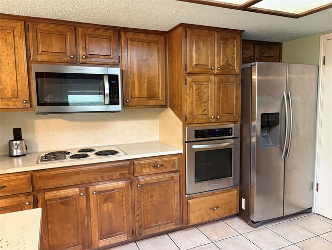 Building Photo - 7745 El Dorado Dr