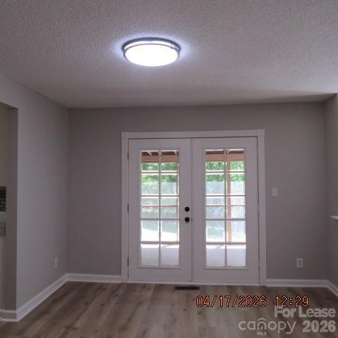 Building Photo - 10922 Hilton Dr