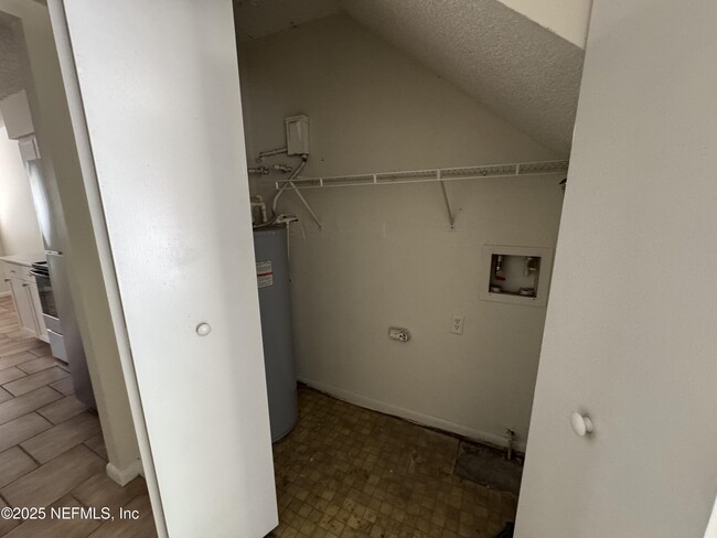 Building Photo - 4262 Winderpark Ct