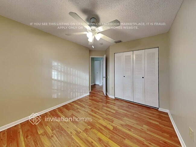 Building Photo - 14075 Langley Pl