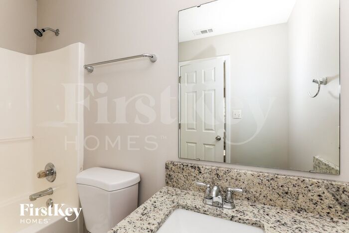 Building Photo - 3937 Hornickel Dr