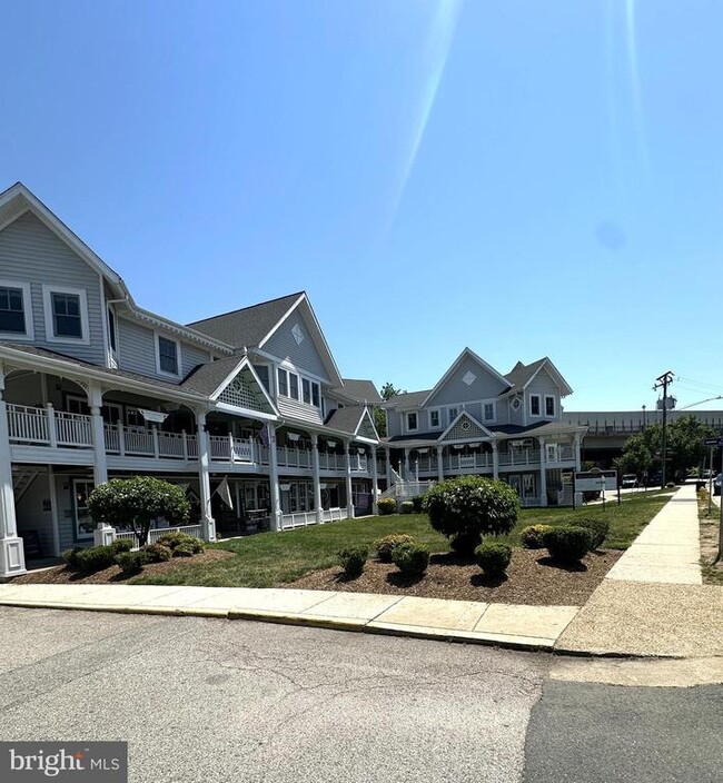 Building Photo - 12703 Lotte Dr