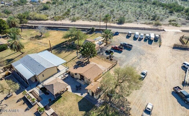 Building Photo - 3232 Carver Rd