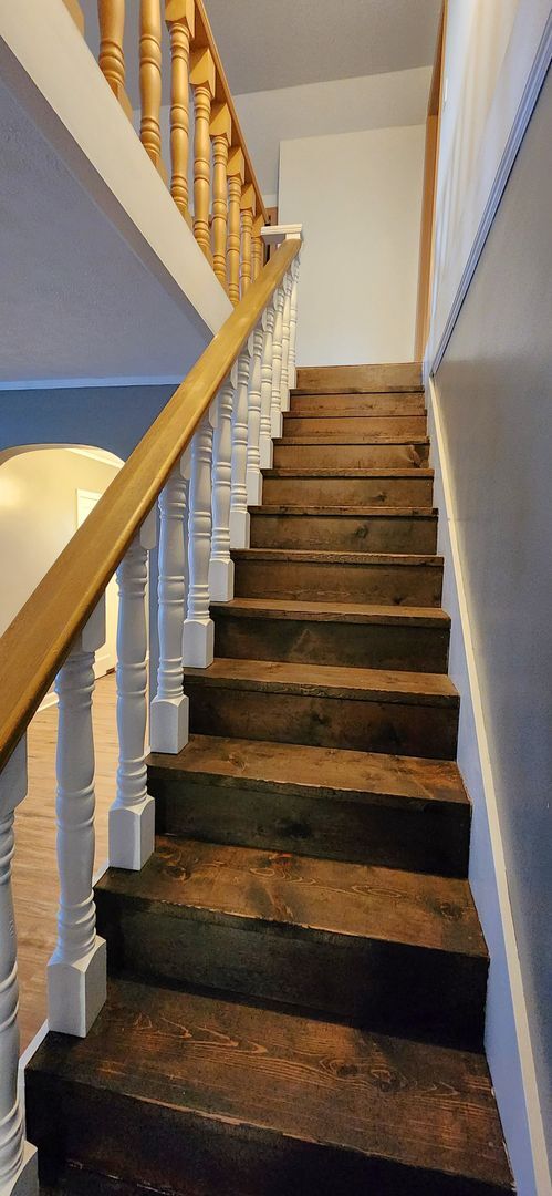 Building Photo - Big Discount! Beautiful, updated 4BR home with full unfin bsmt