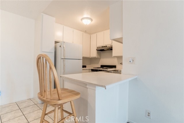 Building Photo - 450 E 4th St